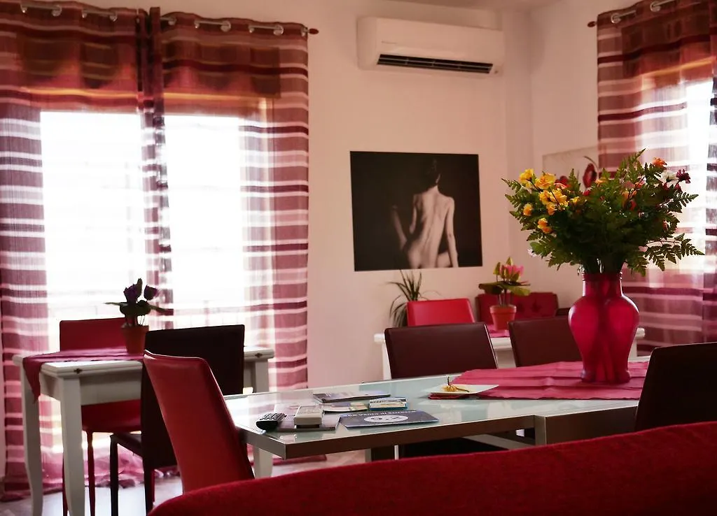 B&B Vento Di Scirocco Favara Couette-café